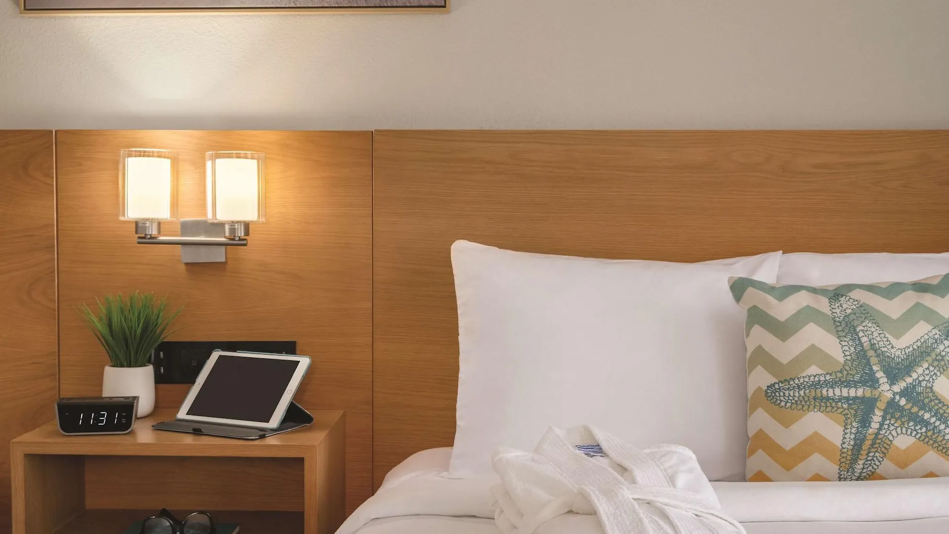 Radisson Beachfront Hotel - Panama City Beach