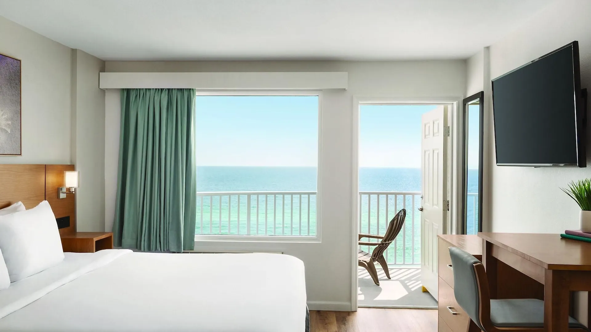 ***  Radisson Beachfront Hotel - Panama City Beach United States
